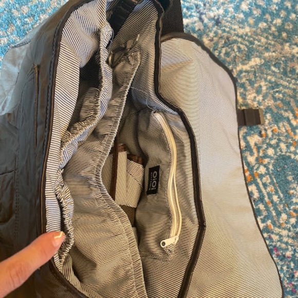 Mens Designer (OiOi) Diaper Bag - Picture 2 of 6